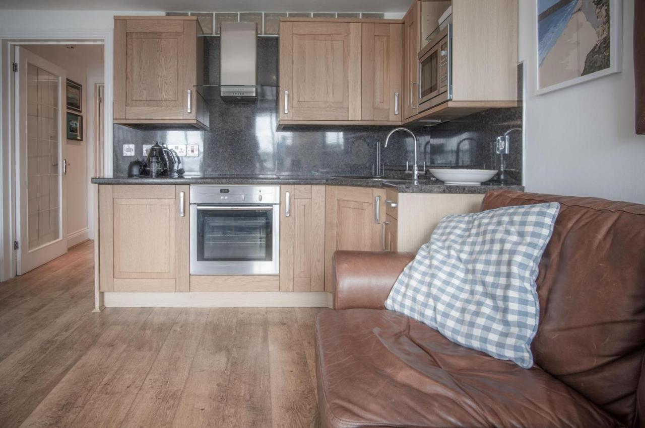Goscar Court - 1 Bedroom Apartment - Тенбі Екстер'єр фото