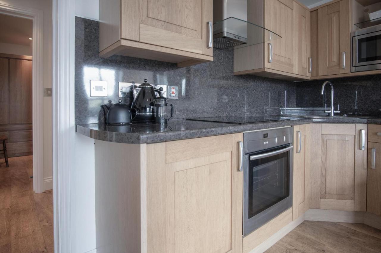 Goscar Court - 1 Bedroom Apartment - Тенбі Екстер'єр фото